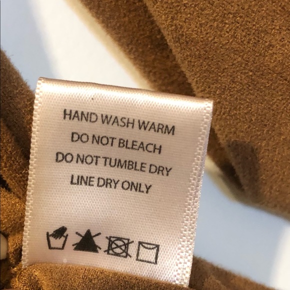 Absolutely Famous Brown Blouse - Picture 6 of 6